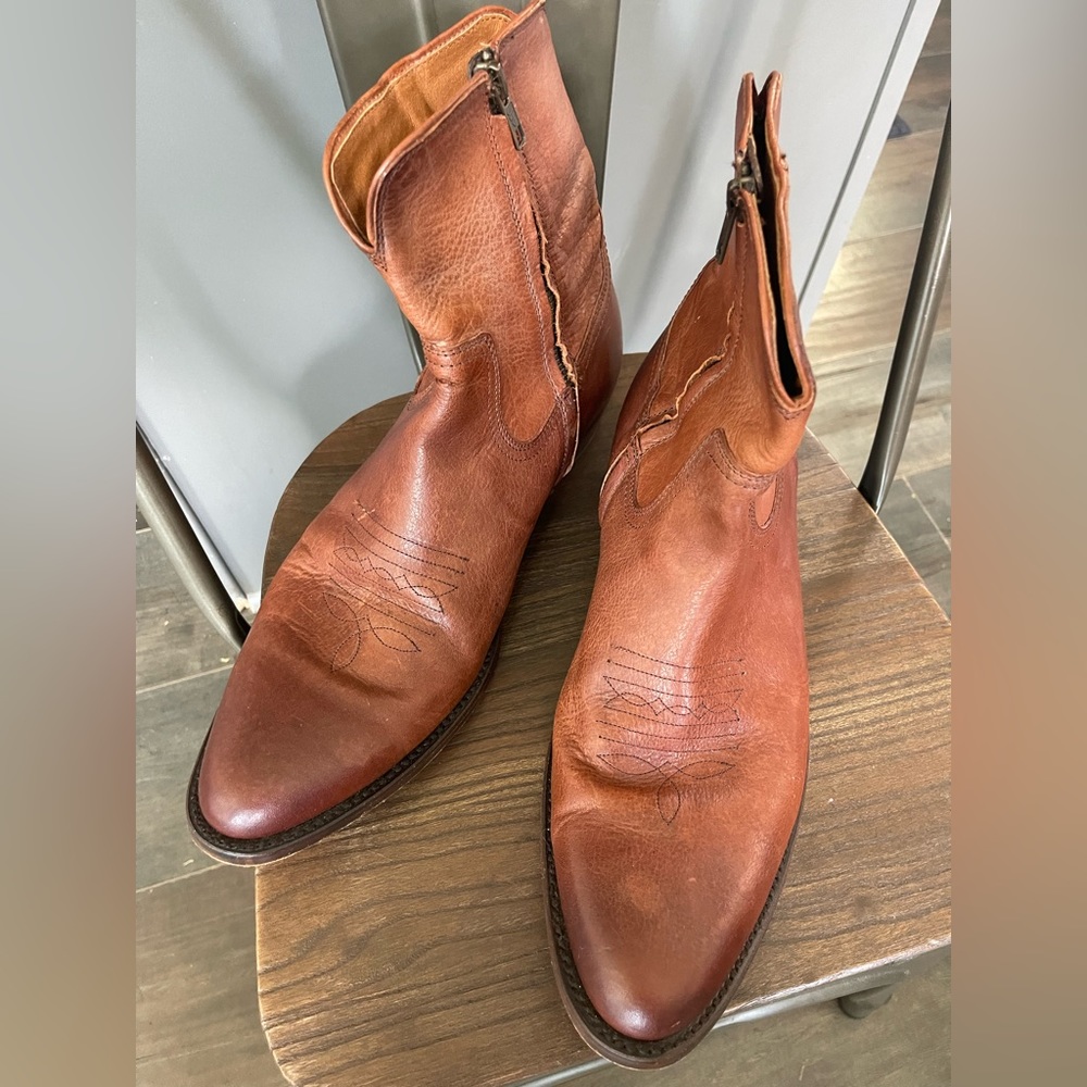 Frye Austin Inside Zip Boots